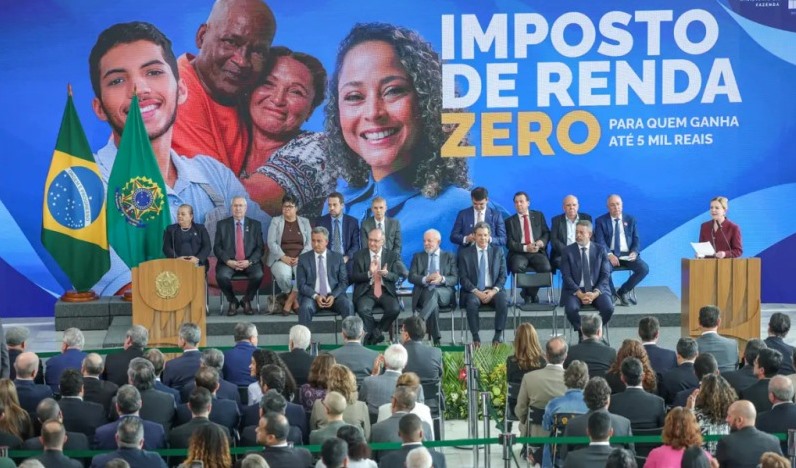 Lula sanciona isenção do IR para quem ganha até R$ 5 mil